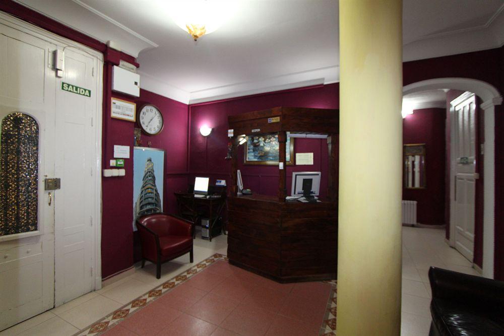 Hostal Gran Via 44 Madrid Exterior foto